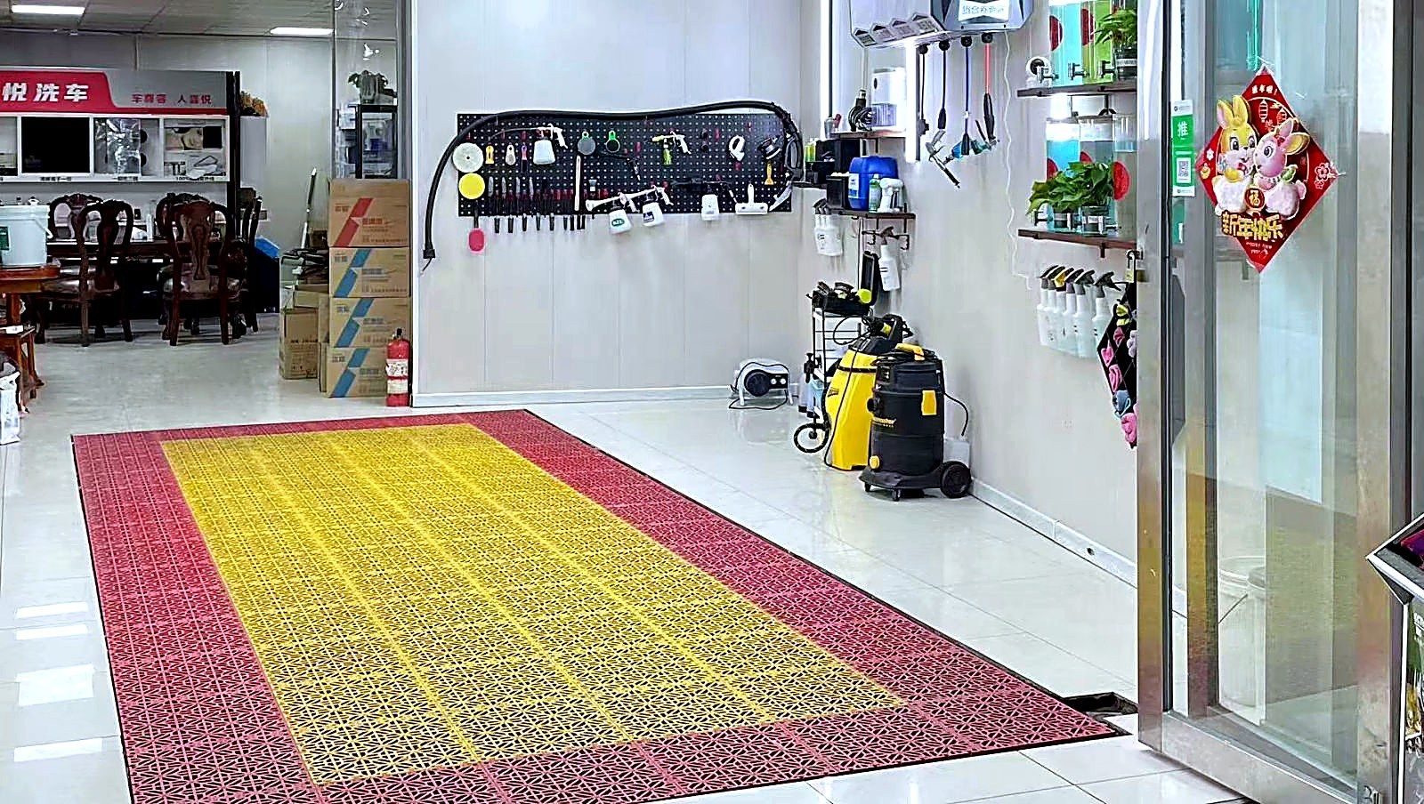 尊悦汽服门店施工车间实景